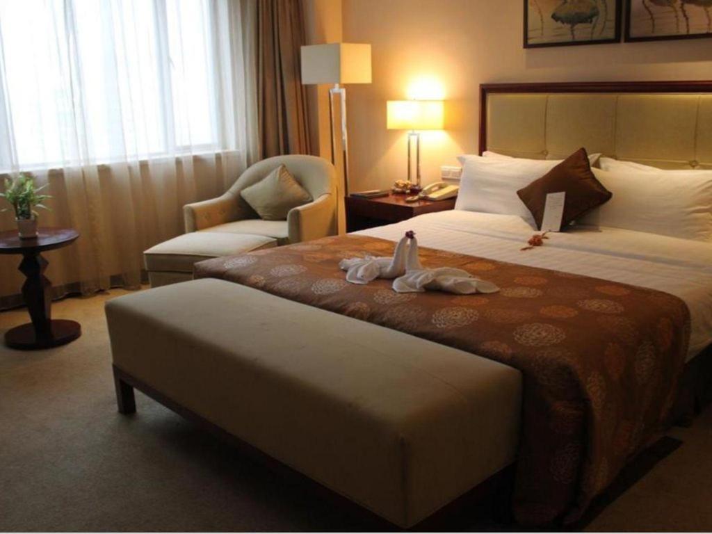 Maison New Century Hotel Ningbo Dış mekan fotoğraf