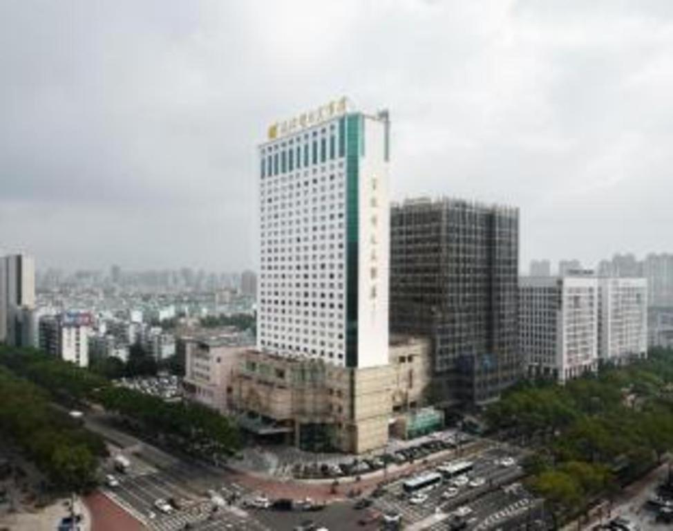 Maison New Century Hotel Ningbo Dış mekan fotoğraf